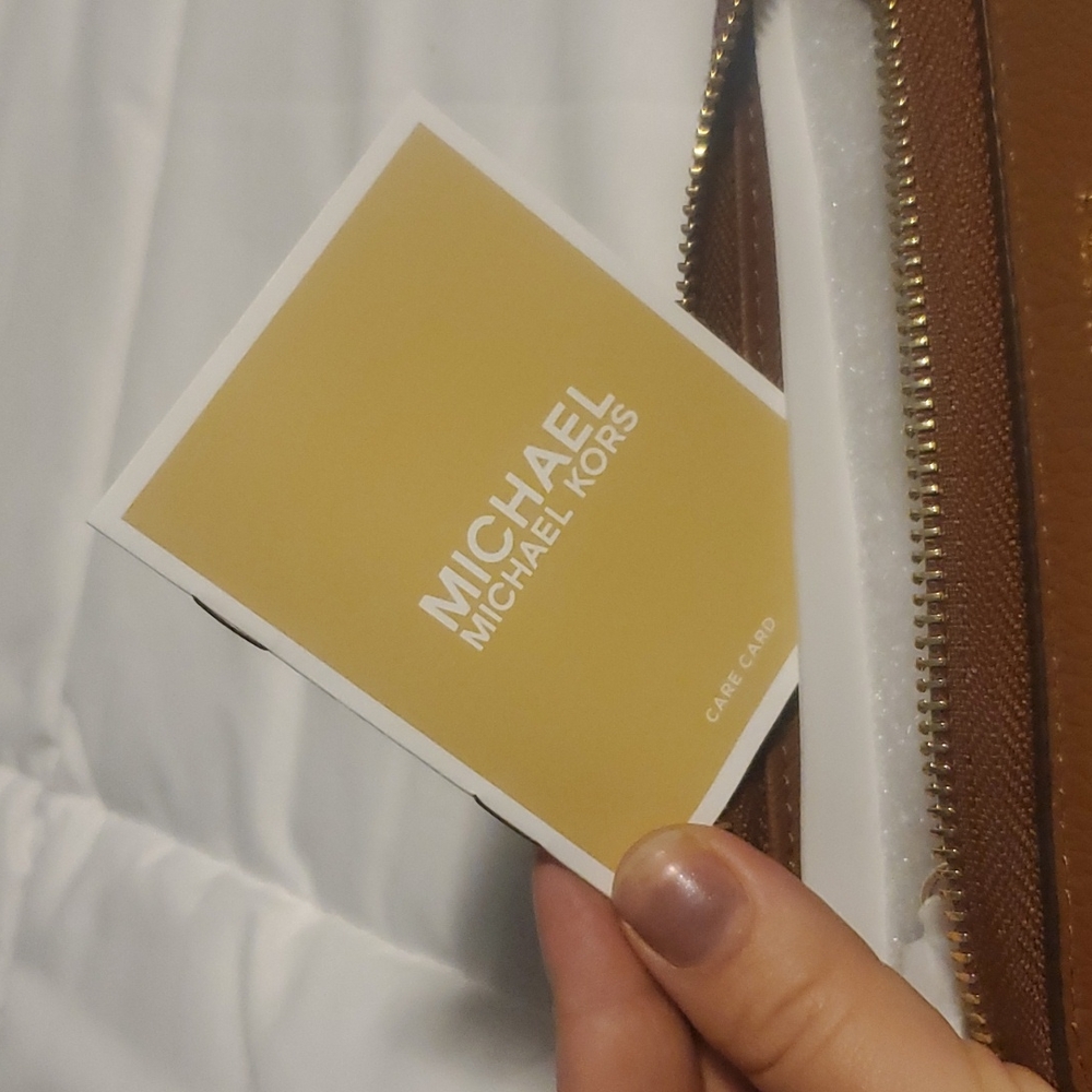 Michael kors wallet - Picture 6 of 7